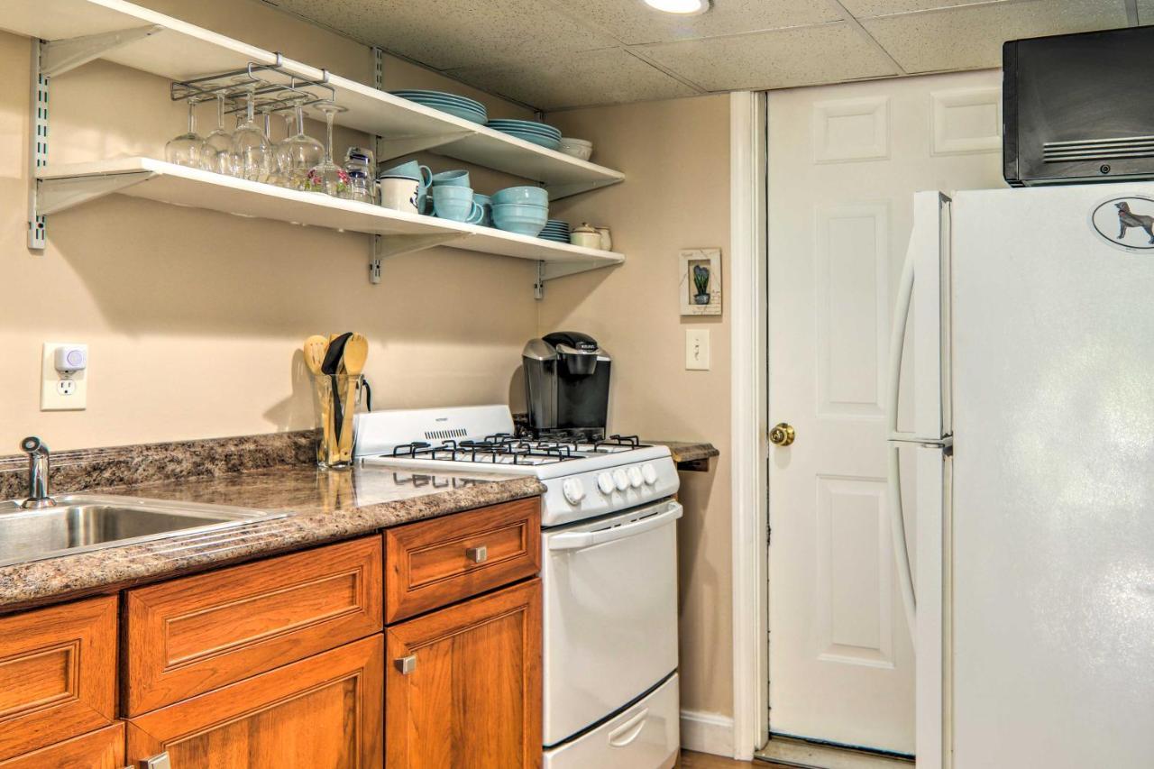Quaint Cape Cod Apartment - 2 Mi To Monument Beach Борн Экстерьер фото